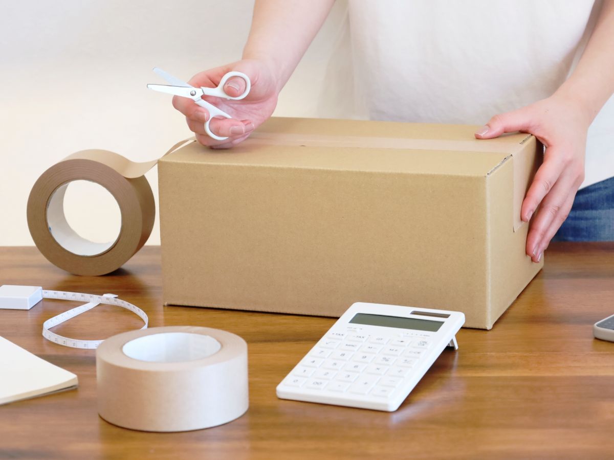 宅配でワイシャツクリーニング!失敗しないチェックポイントと活用術